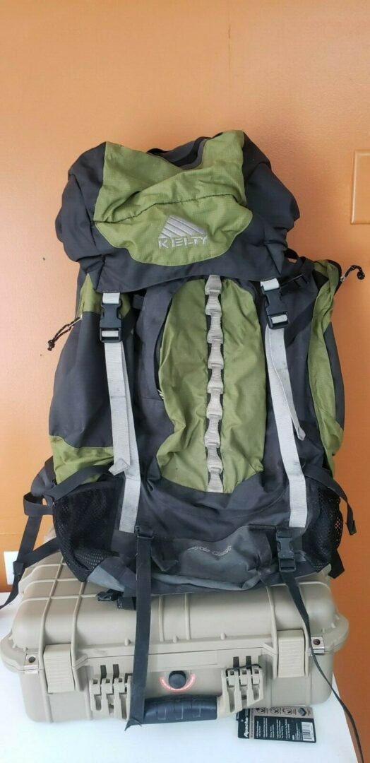Kelty coyote classic Green and Black