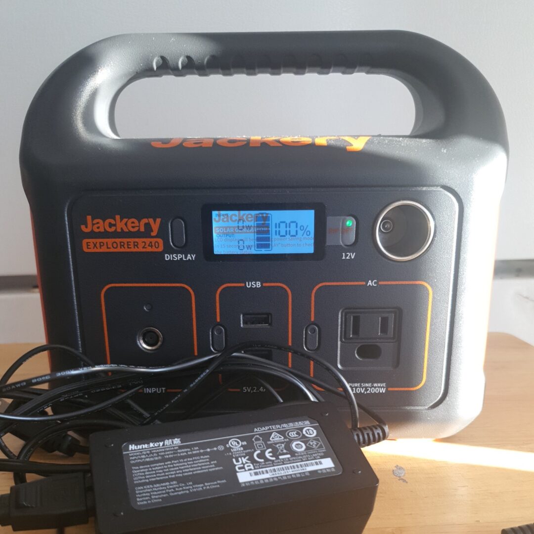 Jackery Portable Power Station Explorer 200