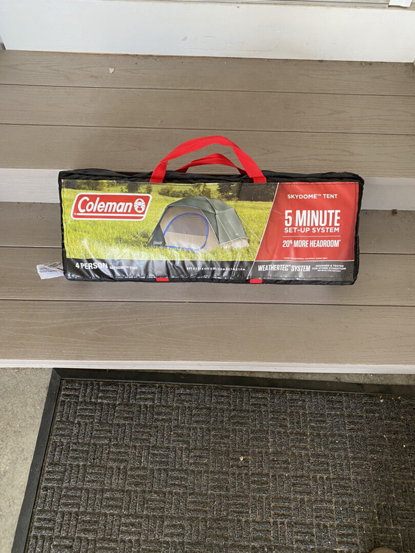 New 4 Person Tent-Coleman Skydome-5 Minute Easy Setup