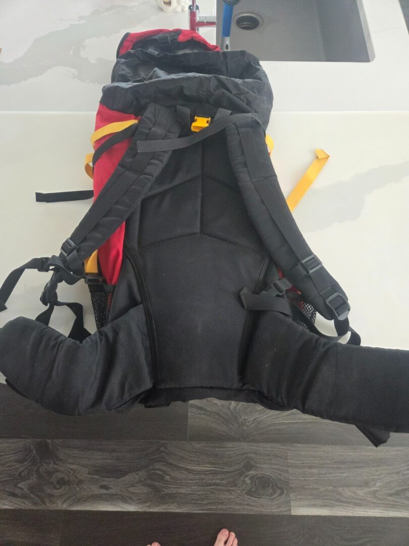 Kelty Gale 3500 Red and Black hiking pack