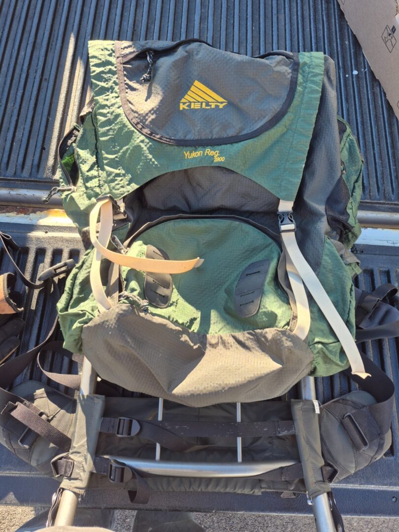 kelty yukon reg. 2900 used in good shape