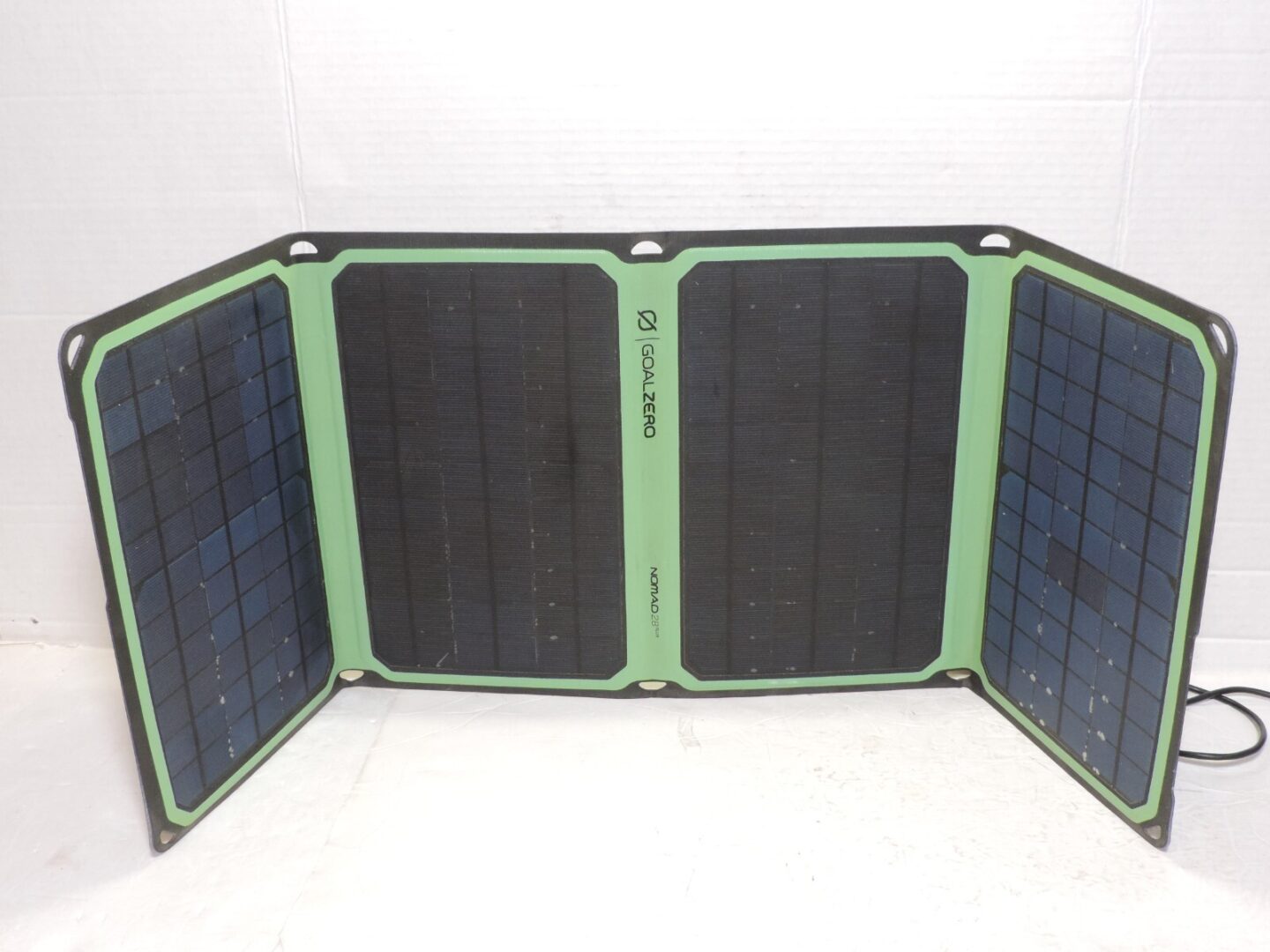 Goal Zero Nomad 28 Plus Smart 28-Watt Solar Panel