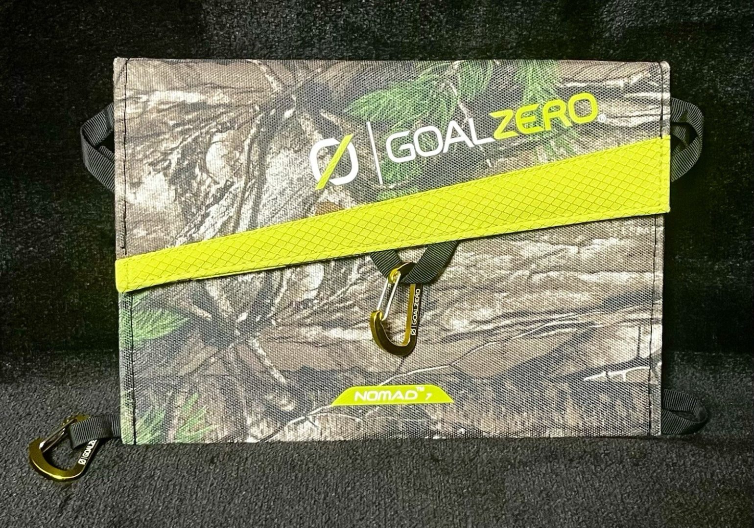 Goal Zero Nomad 7 Foldable Solar Panel Charger – Camouflage Realtree