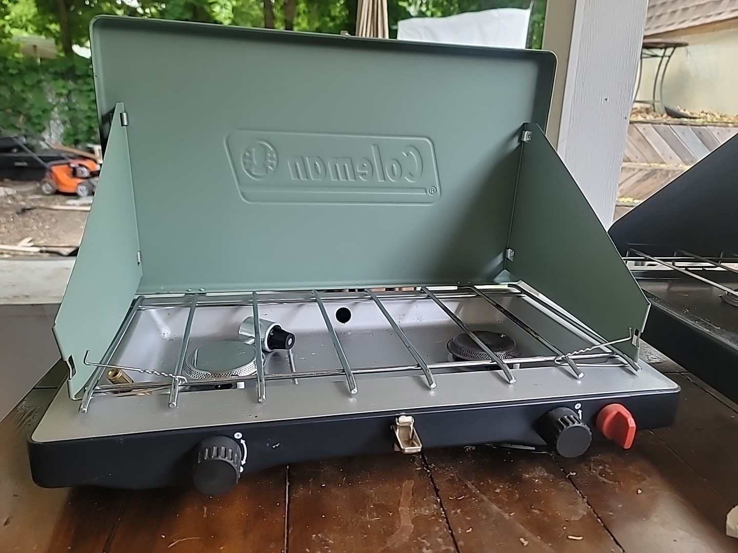Coleman Cascade Classic Camping Stove 2 Grill Burners Used