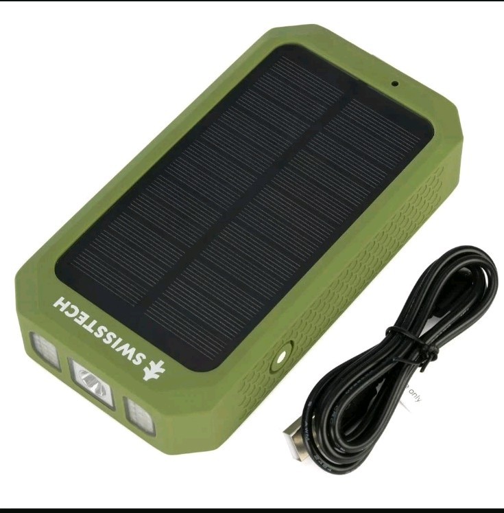 Swiss Tech Army Green 20,000mAh Solar Power Bank & Flashlight Wireless Charger